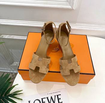 Hermes Legend Sandal Suede in Light Gold 7cm