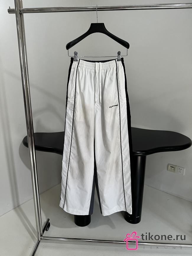 Balenciaga Pants Tracksuit White  - 1