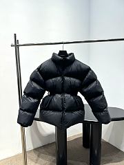  Balenciaga Belted Hourglass Short Puffer in Black  - 5