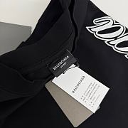 Balenciaga Cursive T-shirt Medium Fit in Black/White  - 4