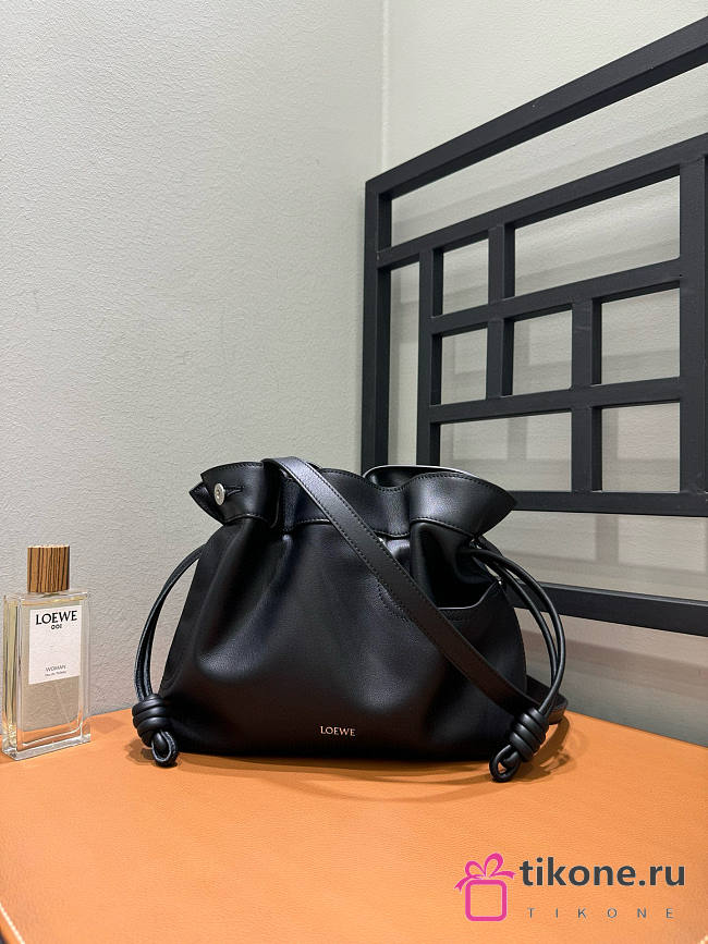 Loewe Panta Medium Flamenco Clutch In Shiny Calfskin Black - 30x24.5x10.5cm - 1