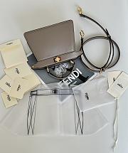 Fendi Peekaboo Iseeu Petite Dove Grey Padded Nappa Leather Bag Plexiglas Gold Metalware - 20x15.5x11cm - 4