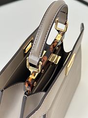 Fendi Peekaboo Iseeu Petite Dove Grey Padded Nappa Leather Bag Plexiglas Gold Metalware - 20x15.5x11cm - 3