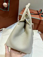 Loro Piana Loom Bag L25 Grain Calfskin Light Stone Gray - 25x18x12.5cm  - 5