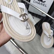 Chanel Thongs Lambskin White - 5