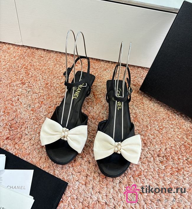 Chanel Sandals Grosgrain Black & Ivory - 1