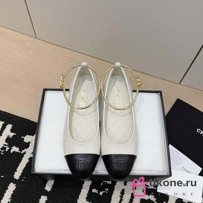 Chanel Ballet Flats Lambskin White & Black G46932 - 1