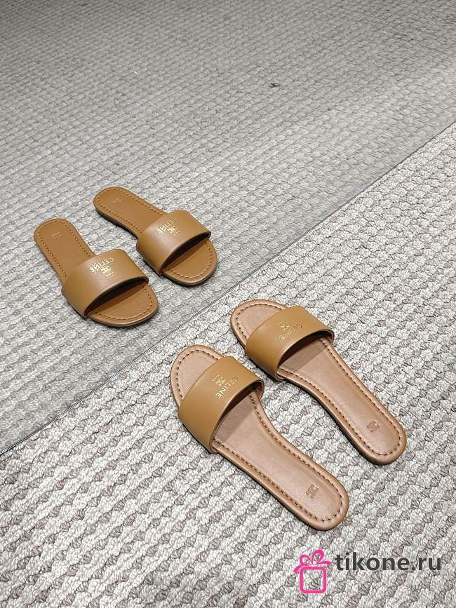 Celine Coast Mule In Lambskin Sahara - 1