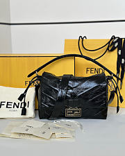 Fendi Mamma Baguette Medium Black Inlaid Hagfish Leather - 26.5x18x8.5cm - 1