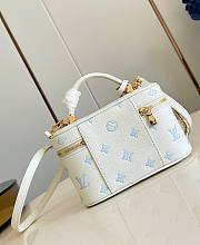 LV Vanity Chain Pouch Monogram Empreinte Milky White/ Blue M27744 - 19x11.5x6.5cm - 3