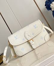 LV Diane Monogram Empreinte Milky White/ Blue M28054 - 24x15x9cm - 6