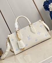 LV OnTheGo East West Monogram Empreinte Milky White/ Blue M27577 - 25x13x10cm - 5