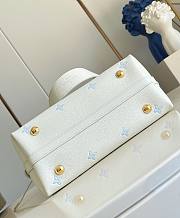 LV CarryAll PM Monogram Empreinte Milky White/ Blue M27573 - 29x24x12cm - 3