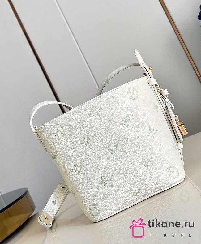 LV All In BB Monogram Empreinte  Milky White/ Jade Green M28315 - 16x18x12cm - 1