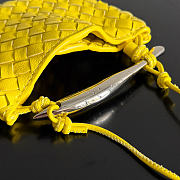 Bottega Veneta Baby Sardine Chain in Sulfur  - 4