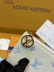 LV Lisa Wallet Monogram Empreinte Milky White/ Blue M27742 - 11.5x9x1.5 cm  - 4