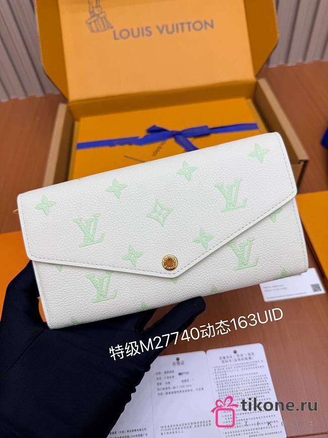 LV Sarah Wallet Monogram Empreinte Milky White/ Jade Green M27740 - 19x10.5x2.5cm - 1