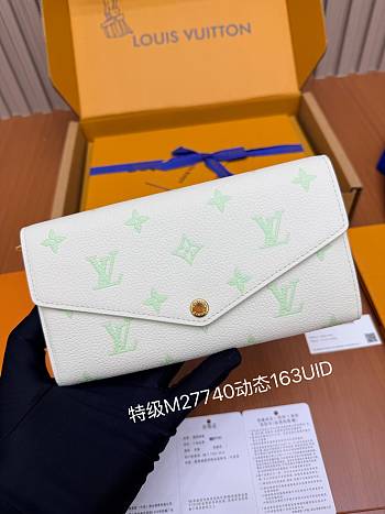 LV Sarah Wallet Monogram Empreinte Milky White/ Jade Green M27740 - 19x10.5x2.5cm