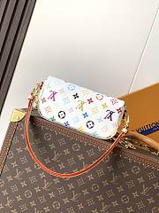 LVxTM Wallet On Chain Ivy Multicolor/White M27492 - 23.5x12x4.3cm - 2