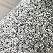 LV Passport Cover Monogram Empreinte Silver Metallic - 14x2.5x10cm - 5