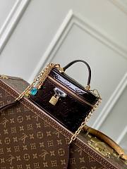 LV Vanity Chain Pouch Monogram Empreinte Datewood M28334 - 19x11.5x6.5cm - 2