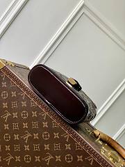LV Vanity Chain Pouch Monogram Empreinte Datewood M28334 - 19x11.5x6.5cm - 3