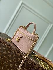 LV Vanity Chain Pouch Monogram Empreinte Desert Sand M27169 - 19x11.5x6.5cm - 3