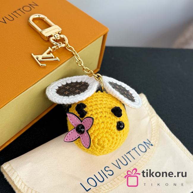 LV Bee Crochet Bag Charm M02585 - 1