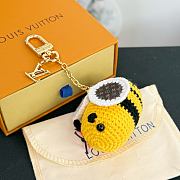 LV Bee Crochet Bag Charm M02585 - 3