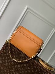 LV Dauphine Soft MM Cognac M11476 - 24x17x9cm - 5