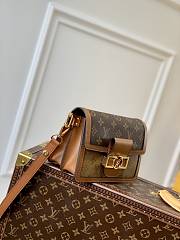 LV Mini Dauphine Monogram Reverse Canvas M45959 - 20x15x9cm - 3