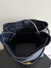 Bottega Veneta Large Andiamo in Denim Boucle Navy/White/Space - 42x35x18cm - 5