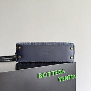 Bottega Veneta Andiamo in Denim Boucle Navy/White/Space (mini Intrecciato vichy lambskin lining)- 35x25x18cm - 2