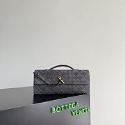 Bottega Veneta Andiamo Clutch Gray Suede - 31x13x3cm - 1