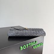 Bottega Veneta Andiamo Clutch Gray Suede - 31x13x3cm - 4