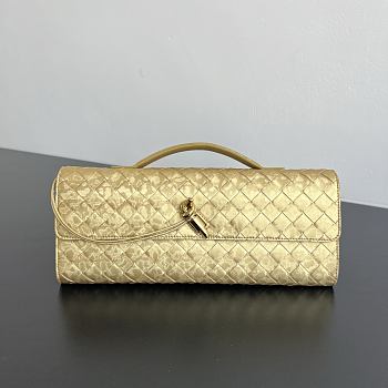 Bottega Veneta Andiamo Clutch in Lamina Satin Leather Gold - 31x13x3cm