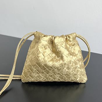 Bottega Veneta Small Dustbag Lamina Satin Leather Gold - 21x16.6x1cm