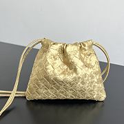 Bottega Veneta Small Dustbag Lamina Satin Leather Gold - 21x16.6x1cm - 6