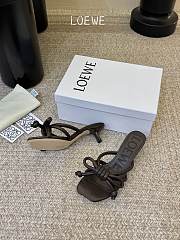 Loewe Flamenco Knot Sandal In Lambskin Dark Chestnut 4.5cm - 3