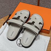 Hermes Chypre Sandal Beige  - 5