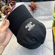 Celine Vivienne Cap in Cotton Twill Black/White - 2