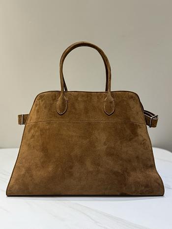 The Row Soft Margaux 17 Bag in Suede Gold - 43×24×30cm