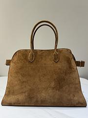 The Row Soft Margaux 17 Bag in Suede Gold - 43×24×30cm - 3