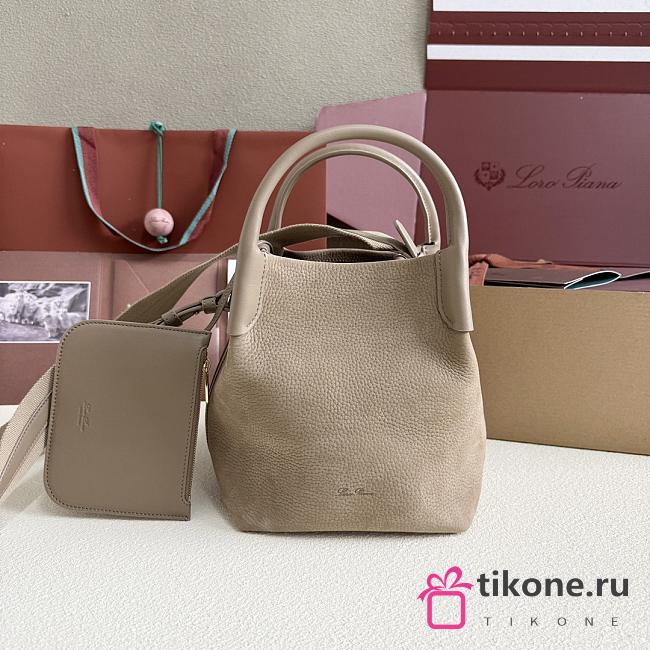 Loro Piana Small Bale Bag Calfskin Almond - 20x17x17cm - 1