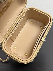 Chanel Vanity Case Braided Rattan & Gold-Tone Metal Beige - 19.5x 11.5x11cm - 4