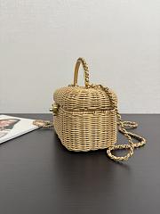 Chanel Vanity Case Braided Rattan & Gold-Tone Metal Beige - 19.5x 11.5x11cm - 3