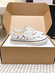 Dioramour Dior Saltwind Sneaker White Cotton Embroidered with Multicolor Doves & Roses Motif - 2