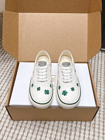 Dior Saltwind Sneaker White Cotton Embroidered with Green Dior Clover Motif