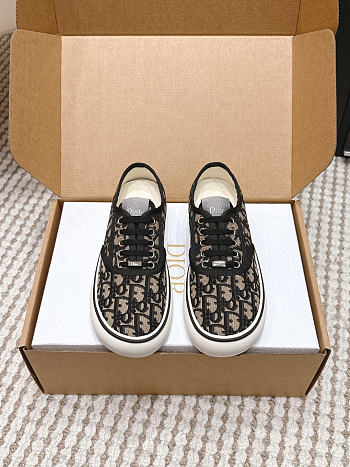 Dior Saltwind Sneaker Beige and Blue Dior Oblique Embroidered Cotton