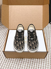 Dior Saltwind Sneaker Beige and Blue Dior Oblique Embroidered Cotton - 2